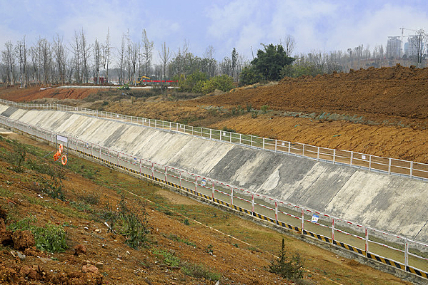 �ɶ�����������ĵ��Ķ�����