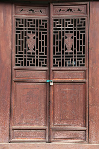 ����ο�ľ����