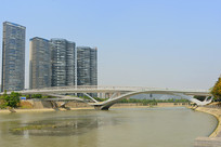 �ɶ�������������Ӵ���