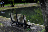 �ӱߵ����Ӳ�ɫƬ