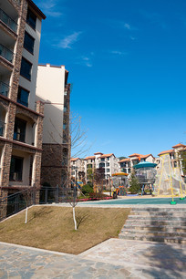 ������ɽĦ����סլС���ھ�