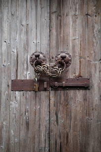 �����լľ��