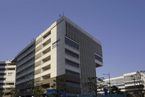 ���ڴ�ѧ�ǹ�����У԰��ѧ¥ 