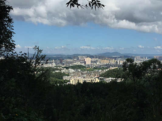 �»���ɽ����