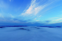 ���˰���ɽ�ͳ����ƶ�