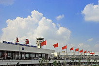 �Ϻ����Ż���T1��վ¥