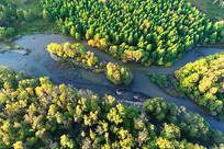 ���˰�������ɽϪ��ɫ