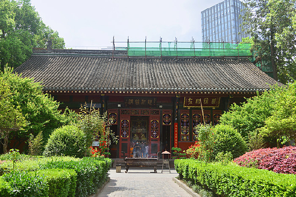 �ɶ����򹬻�Ԫ�� 