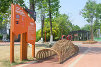 �ɶ���̲��԰���ٱ���Ϣ�� 