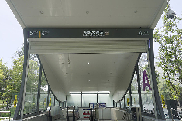 �ɶ��������Ǵ��վ�⾰