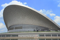 �ɶ�¶�����ֹ�԰����̨�⾰