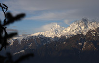 ����ɽ�ӽǵĹ���Ⱥɽ