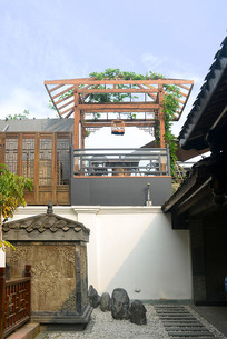 �ɶ���խ���Ӳ�¥Ժ��¶̨