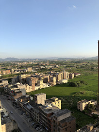 �����µ���ҰС����