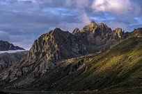 ��ϼ���ڸ�ԭɽ����