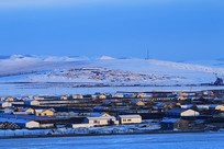 ���ɹź��ױ�������ѩ��