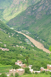 ���Ĵ�𴨺Ӽ����ͼ׾Ӳ�կ 