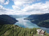 ����˹��