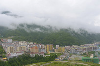 �Ĵ��������ݸ������г��и���