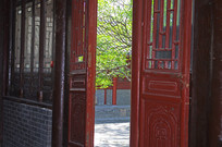 �ϾɵĽ���ľ��