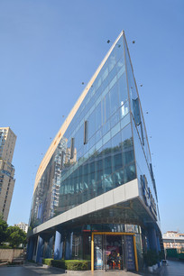 �ɶ����Ͷ������Ļ���Ӱ�� 