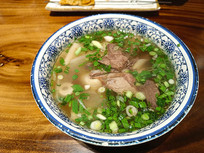 һ����ɫţ����