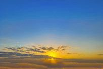 ������ɫ�ƺ�