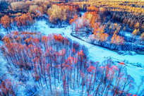 ���˰���ѩ�����ַ羰