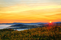 ���˰����＾ɽ���ƺ��ճ�