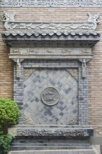 �ɶ�����С����԰������ש��