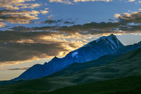 ��ϼӳ���µĸ�����ɽ���