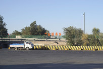 �����������ٹ�·��̨������