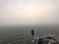 �����峿��˪����