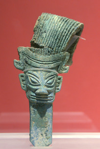 ���Ƕ����ſ�����ͭ��ͷ�� 