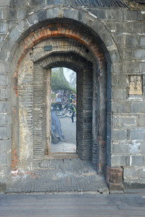 ��խ�����ϳɶ���ͳ��¥