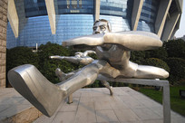 �Ϻ������ݿ����˶�Ա����