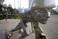 �Ϻ��������ٻ��˶�Ⱥ��