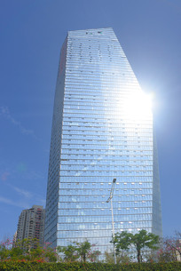 �㶫����Ħ���¥���ȳǴ��� 