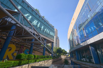 �Ĵ��ɶ��Ͷ������Ļ����⾰