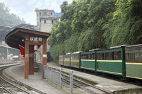 ����С��Ծ��վվ̨