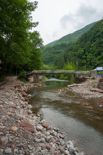 ������ɽ�ٶ�������ǳ̲��С��