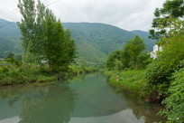 ������ɽ�ٶ�������ɽ����