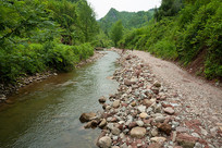 ������ɽ�ٶ���������ʯ����