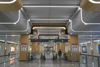 �Ĵ��ɶ��������˳�վ�߼���վ�ھ�