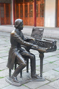 �������������������