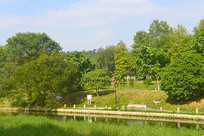 �㶫���ڱʼ�ɽ��԰���к��� 