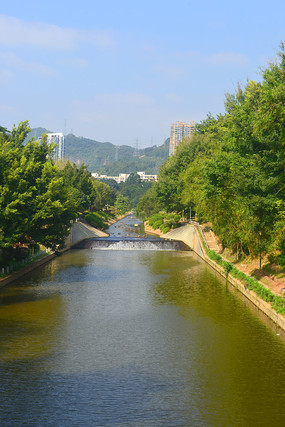 ���ڱʼ�ɽ����ӷ��