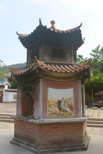 ���ڳ�����󹬾۱�¯�⾰