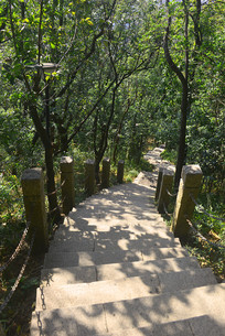 ���ڱʼ�ɽ��԰������