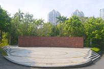 �㶫����԰��԰��ɽ԰�Ļ�ǽ 